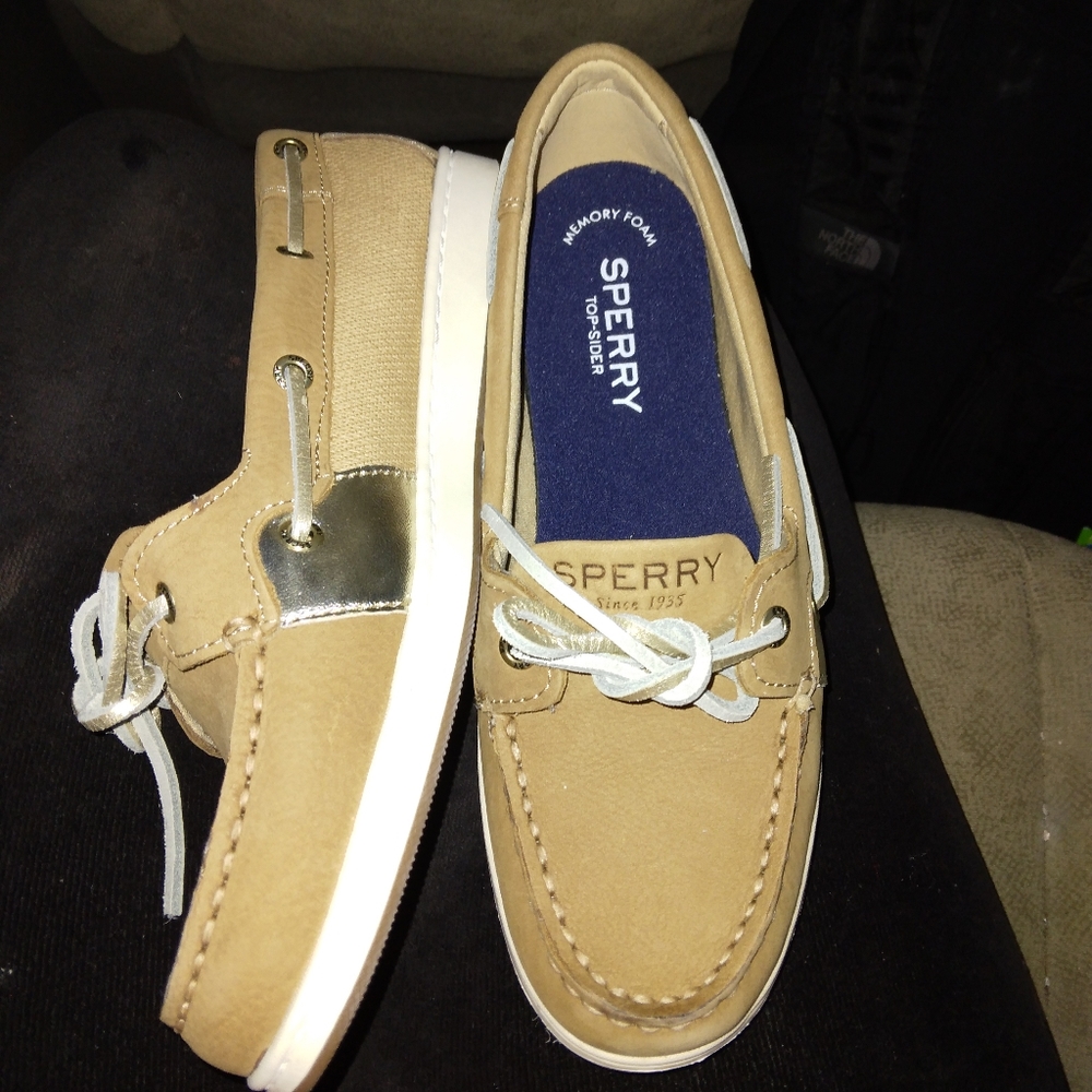 Brand new sperrys size 6.5